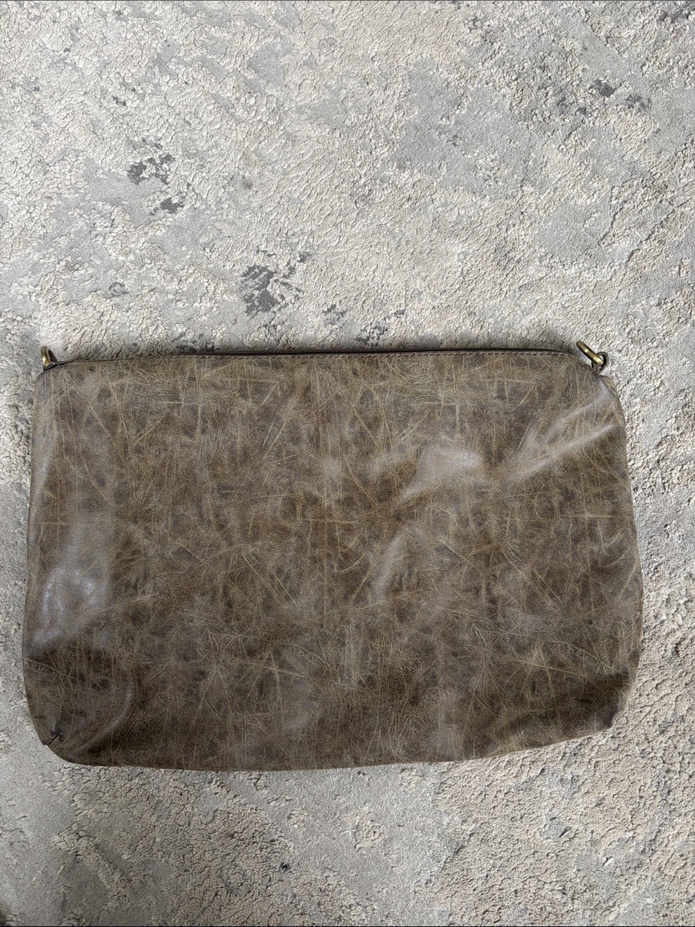 Joy Susan Men's Vintage-Style Distressed Brown Toiletry Bag